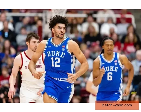 布泽尔选秀顺位下滑至三号位止步八强名嘴批评靠蛮力难立足NBA